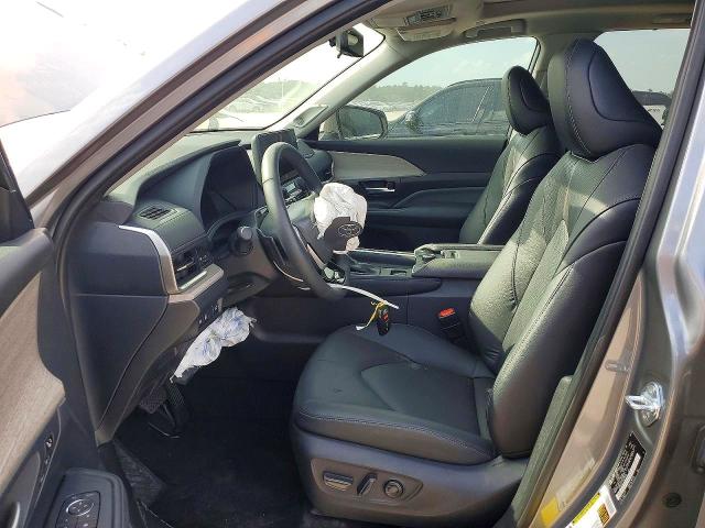 2025 Toyota Highlander VIN 5TDAAAB51SS092235 COPART salvage auction — FRONT END, Fl - Cert Of Title Slvg Rebuildable, sold $18,300 on 2026-07-24 (photo 7)