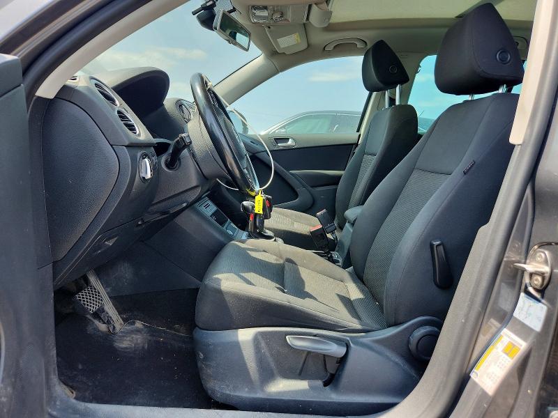 2016 Volkswagen Tiguan VIN WVGJV7AX3GW586304 COPART salvage auction — MECHANICAL, On - Permit No Brand - Unfit, sold $1,200 on 2026-08-04 (photo 7)