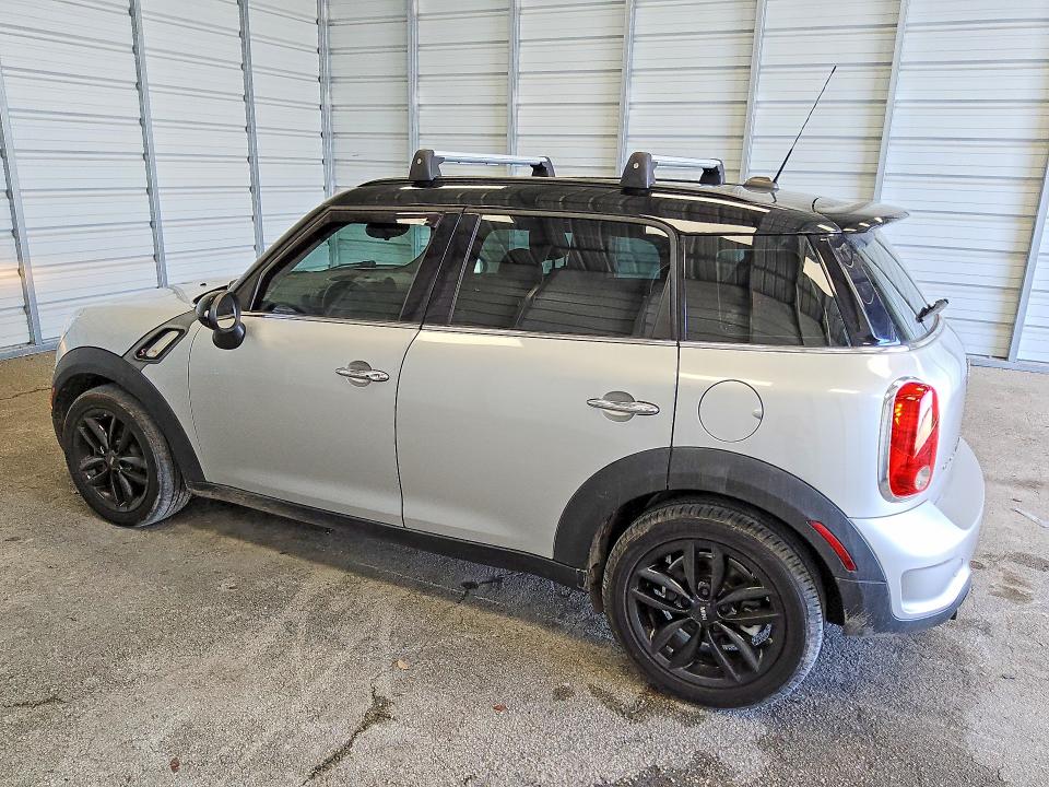 2016 Mini Cooper VIN WMWZC3C59GWT11051 COPART salvage auction — MECHANICAL, Fl - Certificate Of Title, sold $1,800 on 2026-08-04 (photo 2)