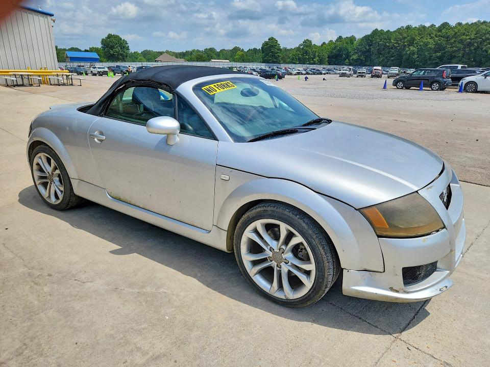 2001 Audi Tt quattro VIN TRUUT28N411017566 COPART salvage auction — FRONT END, Ms - Certificate Of Title, sold $725 on 2026-08-07 (photo 4)