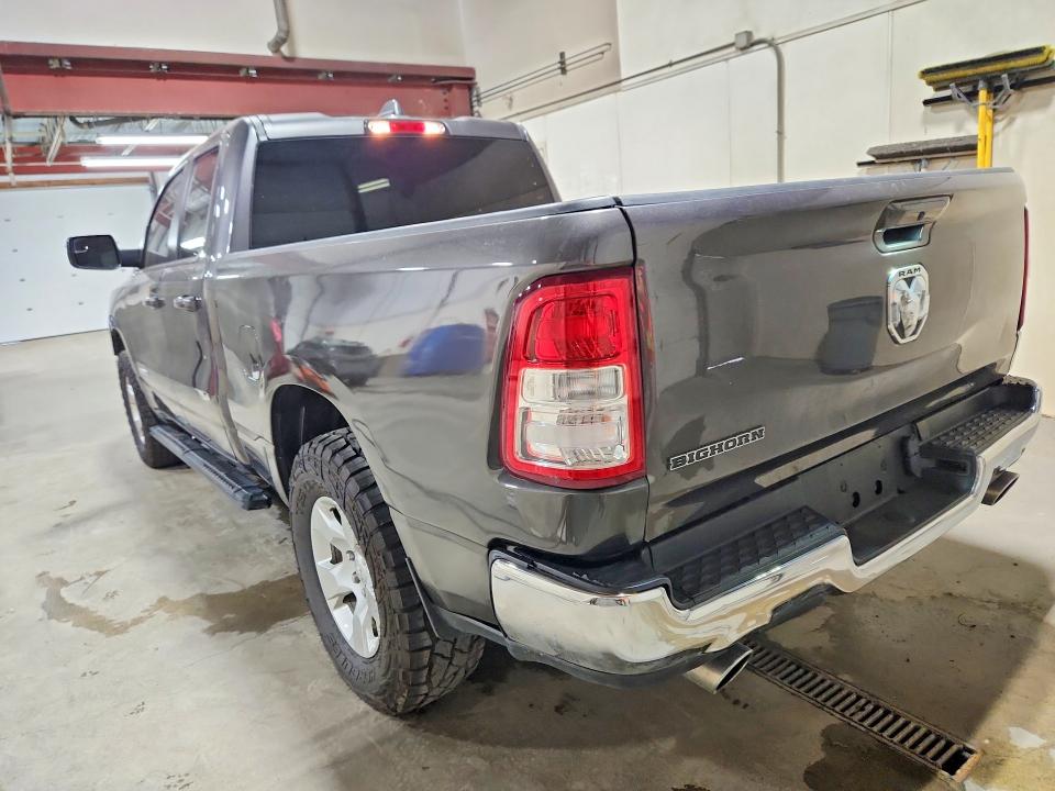 2022 Ram 1500 VIN 1C6RREBT9NN143581 COPART salvage auction — MINOR DENT/SCRATCHES, Tn - Certificate Of Title (P), sold $16,300 on 2026-08-04 (photo 2)