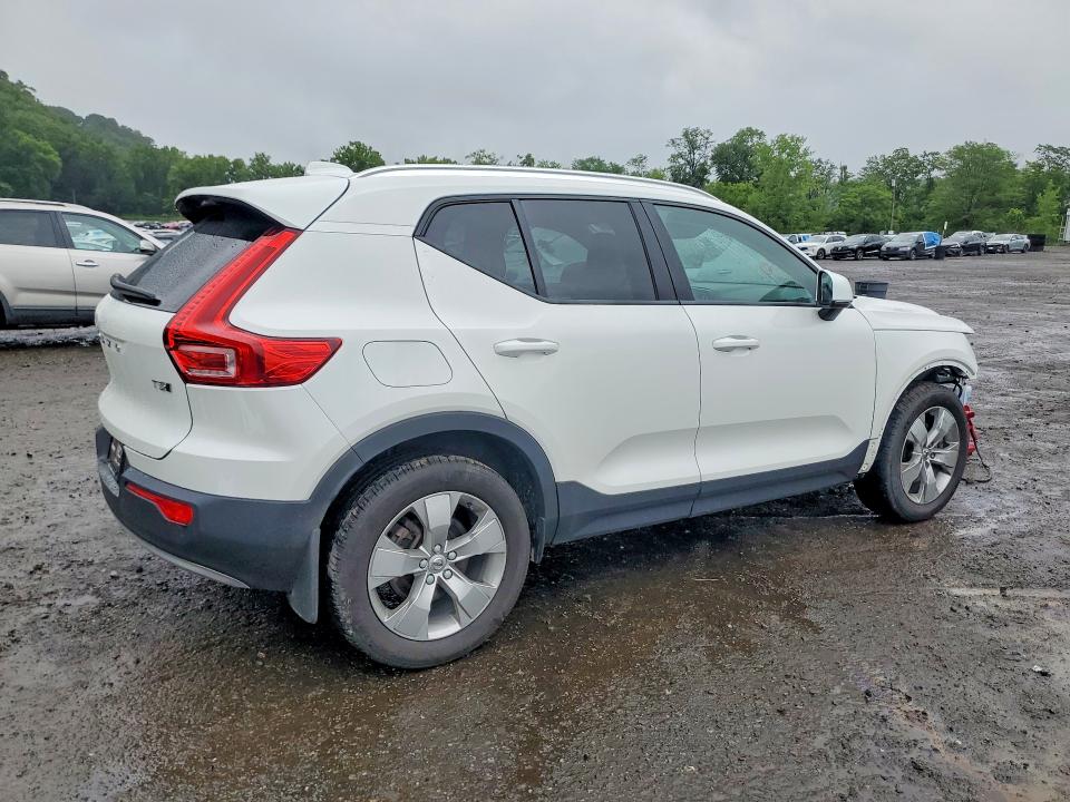 2022 Volvo VIN YV4162UK0N2733491 COPART salvage auction — FRONT END, Ny - Mv-907A Salvage Certificate, sold $8,300 on 2026-08-13 (photo 3)