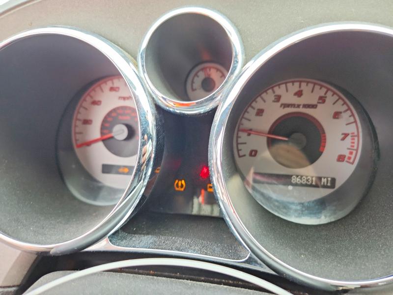 2008 Pontiac Solstice VIN 1G2MB35B18Y105767 COPART salvage auction — NORMAL WEAR, TN - CERTIFICATE OF TITLE, sold $2,250 on 2026-07-09 (photo 9)