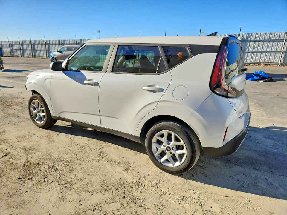 2025 Kia Soul VIN KNDJ23AU7S7261041 COPART salvage auction — FRONT END, FL - CERTIFICATE OF TITLE, sold $8,800 on 2026-07-27 (photo 2)
