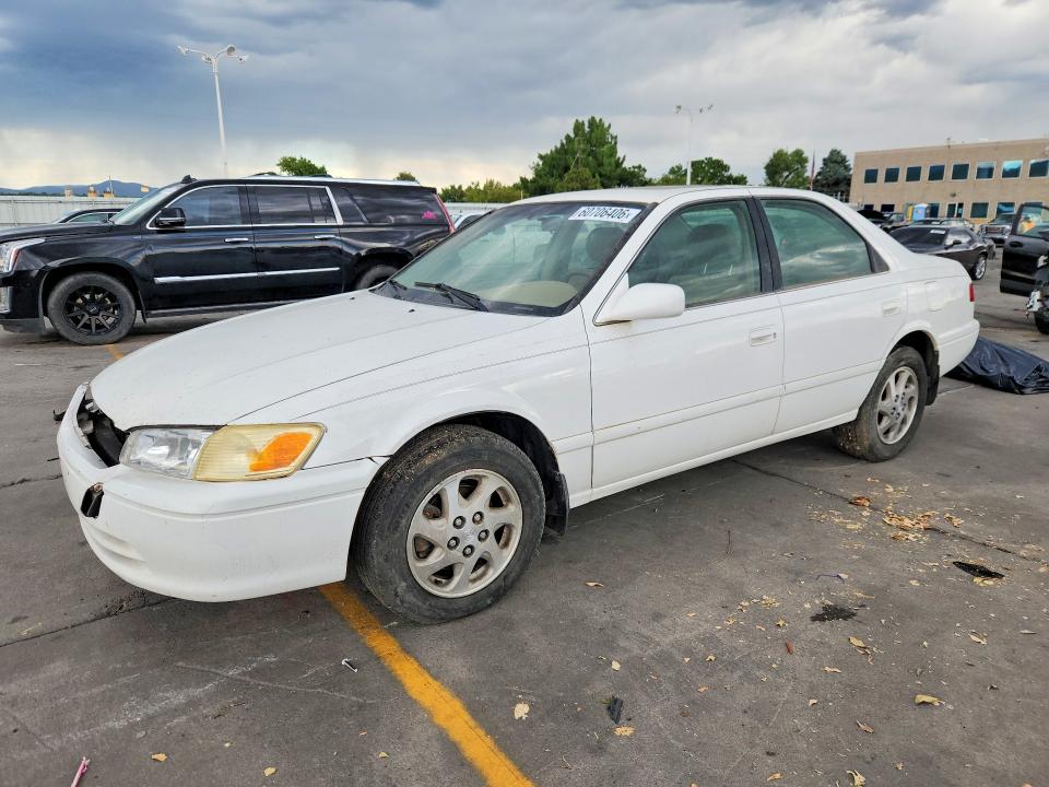 2000 Toyota Camry VIN JT2BF28K0Y0253252 COPART salvage auction — FRONT END, CO - SALVAGE TITLE, sold $950 on 2026-07-15 (photo 1)