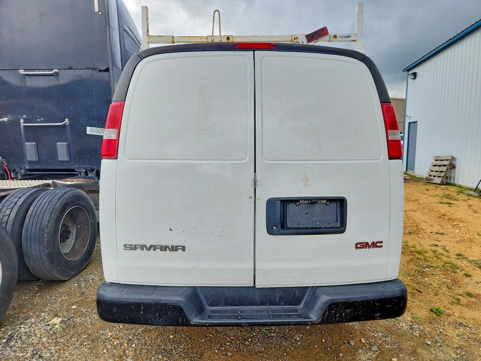 2017 Gmc Savana VIN 1GTW7AFF2H1137860 COPART salvage auction — FRONT END, Md - Certificate Of Title, sold $475 on 2026-08-27 (photo 6)