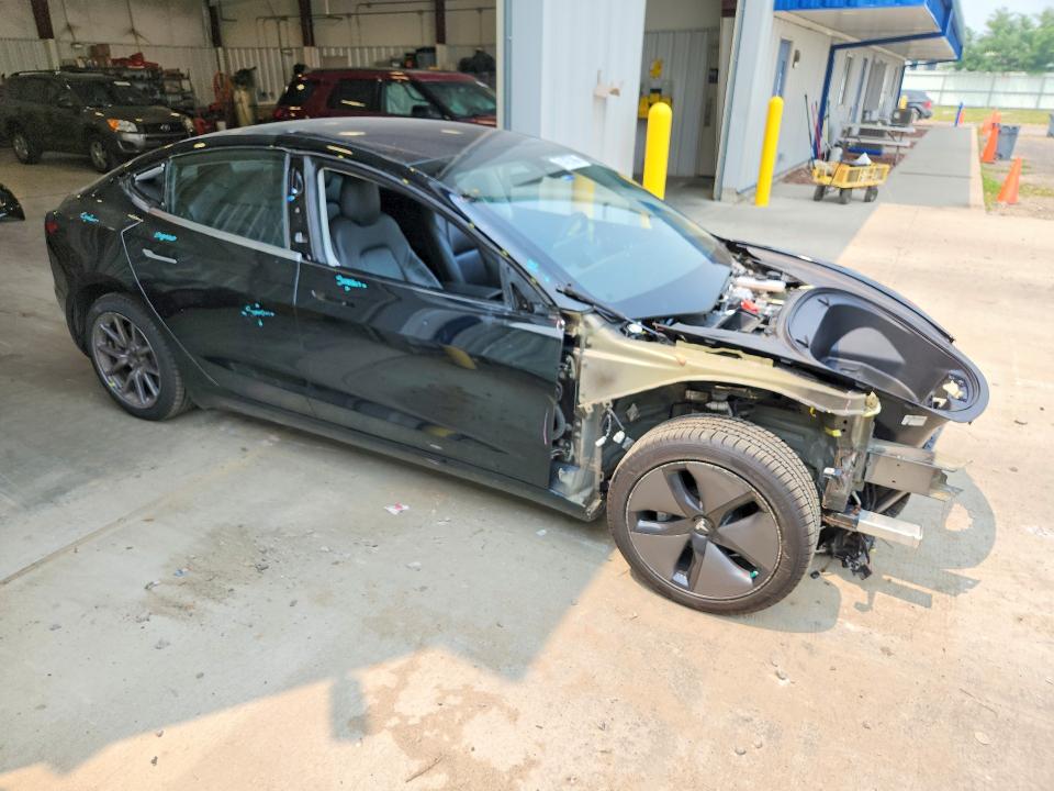 2018 Tesla Model 3 VIN 5YJ3E1EB1JF127213 COPART salvage auction — FRONT END, Wi - Certificate Of Title, sold $4,600 on 2026-07-28 (photo 4)