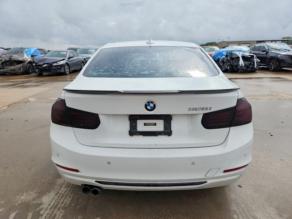 2015 BMW 3 series VIN WBA3C1C51FP853456 COPART salvage auction — MINOR DENT/SCRATCHES, TX - CERTIFICATE OF TITLE (P), sold $1,900 on 2026-09-03 (photo 6)