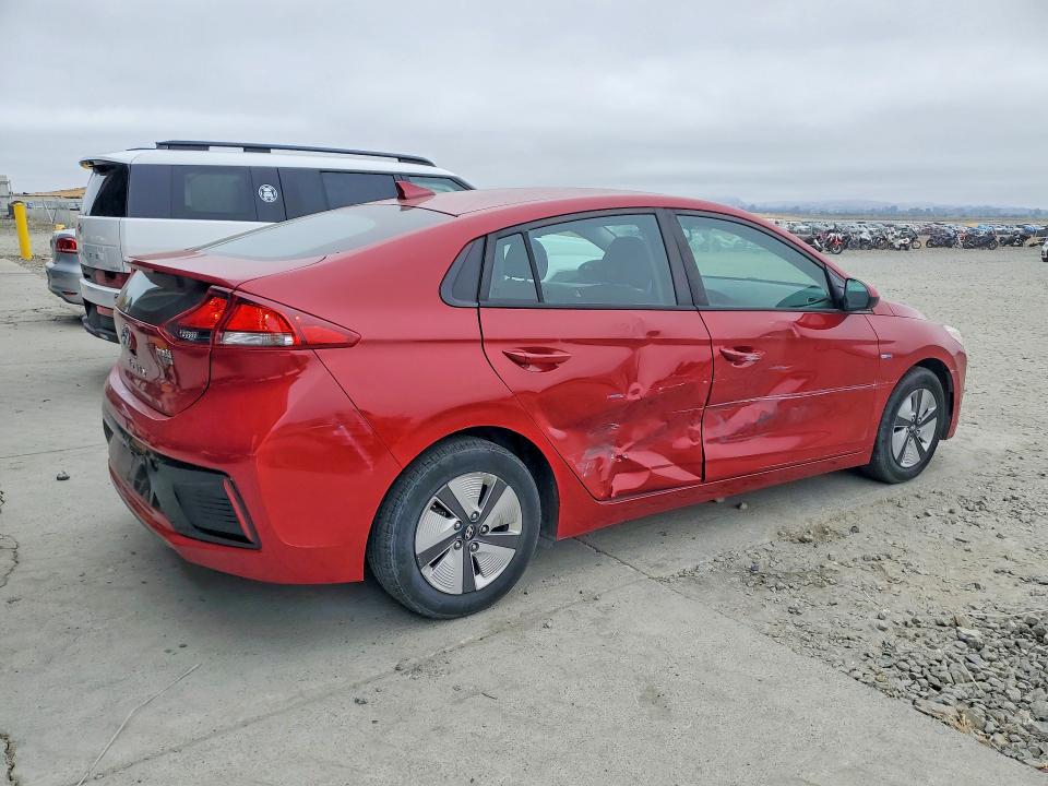 2019 Hyundai Ioniq VIN KMHC65LC4KU176068 COPART salvage auction — SIDE, CA - SALVAGE CERTIFICATE, sold $2,800 on 2026-07-27 (photo 3)