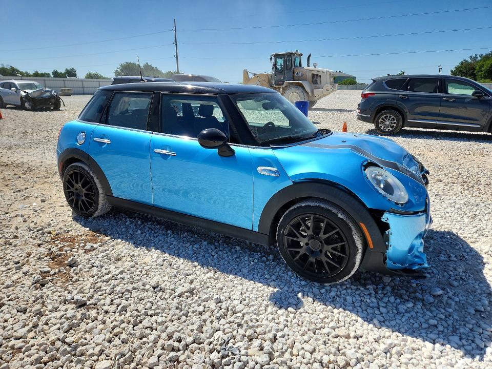 2017 Mini Cooper VIN WMWXU3C55H2D32642 COPART salvage auction — FRONT END, Salvage Title, sold $1,850 on 2026-07-30 (photo 4)