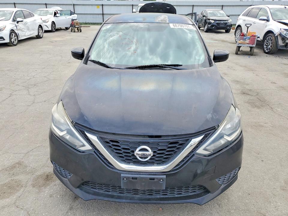 2017 Nissan Sentra VIN 3N1AB7AP0HY377080 COPART salvage auction — MINOR DENT/SCRATCHES, Salvage Title, sold $1,300 on 2026-07-17 (photo 5)