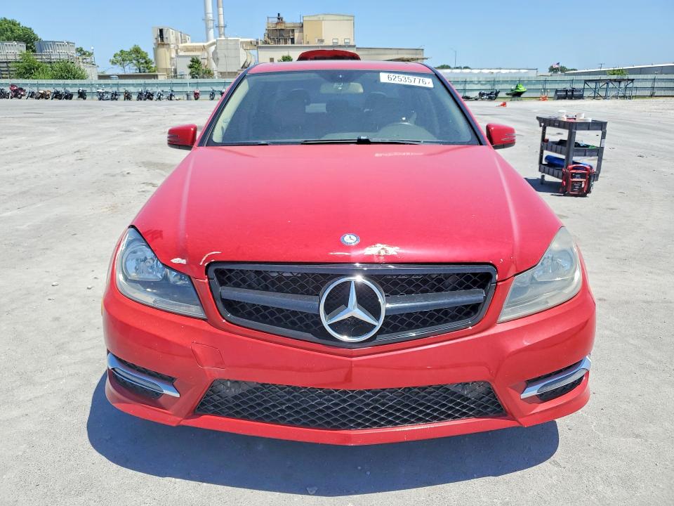 2014 Mercedes-benz C-klasse VIN WDDGF4HB9EG242736 COPART salvage auction — MECHANICAL, OK - CERTIFICATE OF TITLE, sold $550 on 2026-08-12 (photo 5)