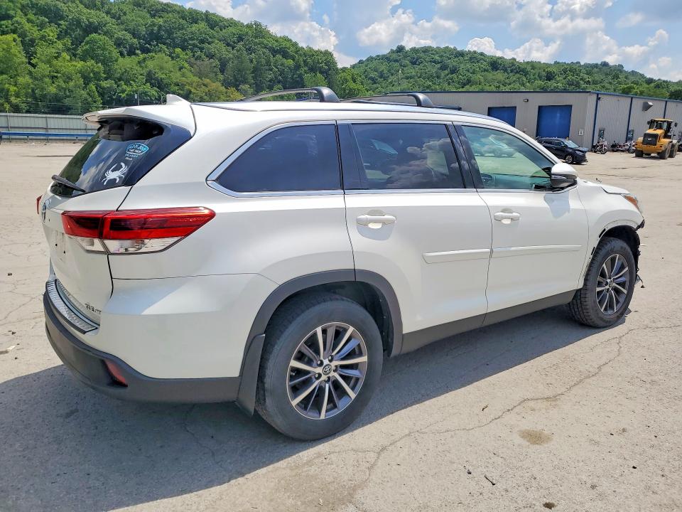 2019 Toyota Highlander VIN 5TDJZRFH9KS567951 COPART salvage auction — FRONT END, Pa - Certificate Of Salvage, sold $2,150 on 2026-07-23 (photo 3)