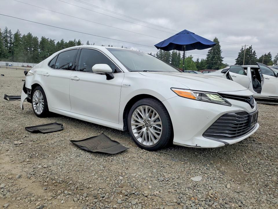 2019 Toyota Camry solara VIN 4T1B21HK8KU512675 COPART salvage auction — REAR END, WA - BILL OF SALE, sold $6,300 on 2026-07-10 (photo 4)