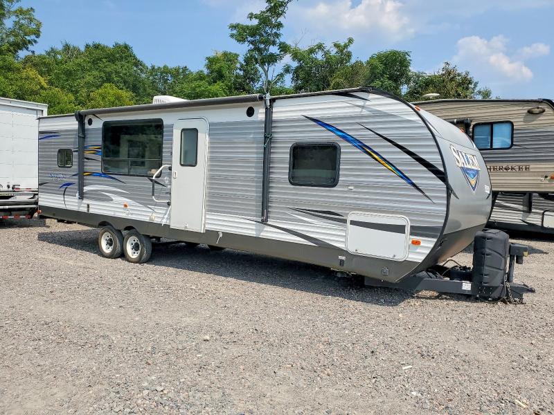 2019 Fore - forest river Salem VIN 4X4TSMC20KA323595 COPART salvage auction — NORMAL WEAR, CT, sold $6,750 on 2026-09-15 (photo 1)