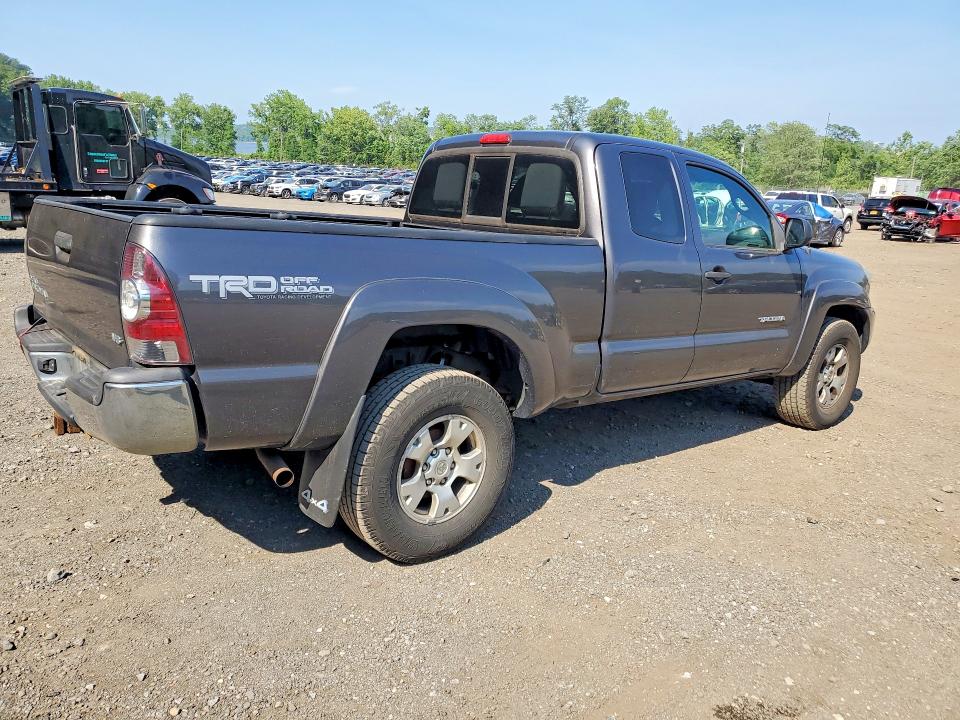 2013 Toyota Tacoma VIN 5TFUU4EN3DX052415 COPART salvage auction — REAR END, Ny - Certificate Of Title, sold $5,300 on 2026-07-28 (photo 3)