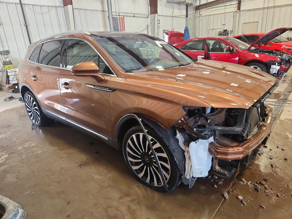 2019 Lincoln Nautilus VIN 2LMPJ9JP8KBL53177 COPART salvage auction — FRONT END, Wi - Certificate Of Title, sold $7,000 on 2026-07-24 (photo 4)