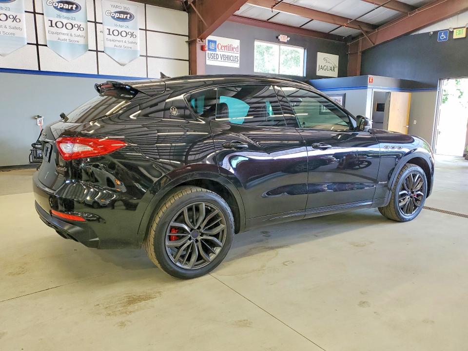 2019 Maserati Levante VIN ZN661YUS2KX314937 COPART salvage auction — MINOR DENT/SCRATCHES, In - Certificate Of Title, sold $11,900 on 2026-07-27 (photo 3)