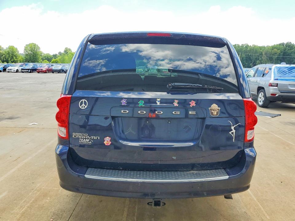 2013 Dodge Caravan VIN 2C4RDGBG6DR753980 COPART salvage auction — SIDE, Ct - Clean Title, sold $450 on 2026-07-30 (photo 6)