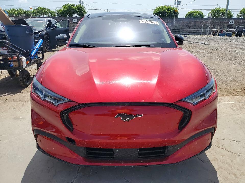 2023 Ford Mustang mach-e VIN 3FMTK3SU0PMB05813 COPART salvage auction — REAR END, FL - CERTIFICATE OF DESTRUCTION, sold $7,300 on 2026-07-27 (photo 5)