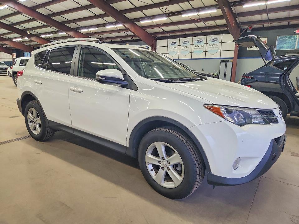2014 Toyota Rav4 VIN JTMRFREVXED049009 COPART salvage auction — MINOR DENT/SCRATCHES, Ct - Certificate Of Title (P), sold $5,000 on 2026-07-11 (photo 4)