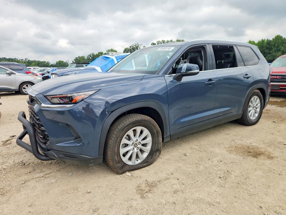 2024 Toyota Highlander VIN 5TDAAAB54RS033884 COPART salvage auction — FRONT END, AZ - CERT OF TITLE - SALVAGE, sold $7,600 on 2026-07-21 (photo 1)