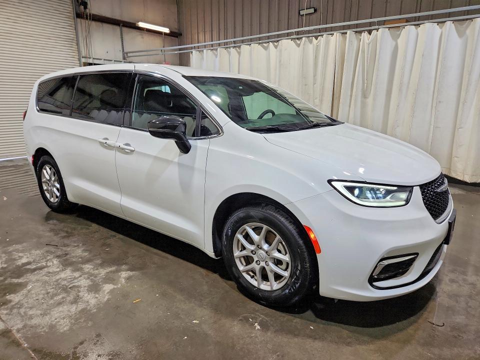 2026 Chrysler Pacifica VIN 2C4RC1BG6TR174602 COPART salvage auction — HAIL, TX - CERTIFICATE OF TITLE, sold $19,100 on 2026-07-27 (photo 4)
