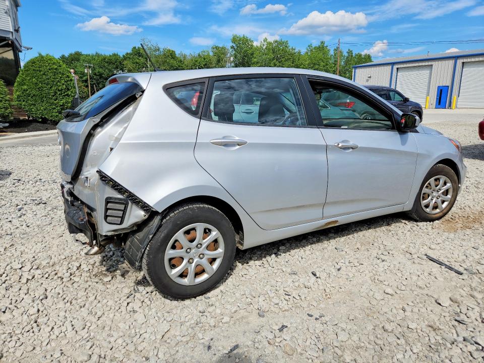 2014 Hyundai Accent VIN KMHCT5AE2EU189712 COPART salvage auction — SIDE, Ma - Cert Of Title-Reconstrctd Coll, sold $125 on 2026-07-29 (photo 3)