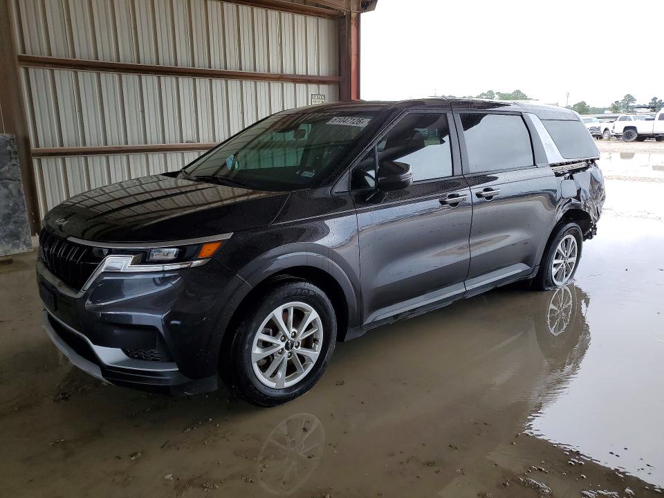 2024 Kia Carnival VIN KNDNB4H30R6433902 COPART salvage auction — REAR END, TX - SALVAGE VEHICLE TITLE, sold $10,300 on 2026-07-28 (photo 1)
