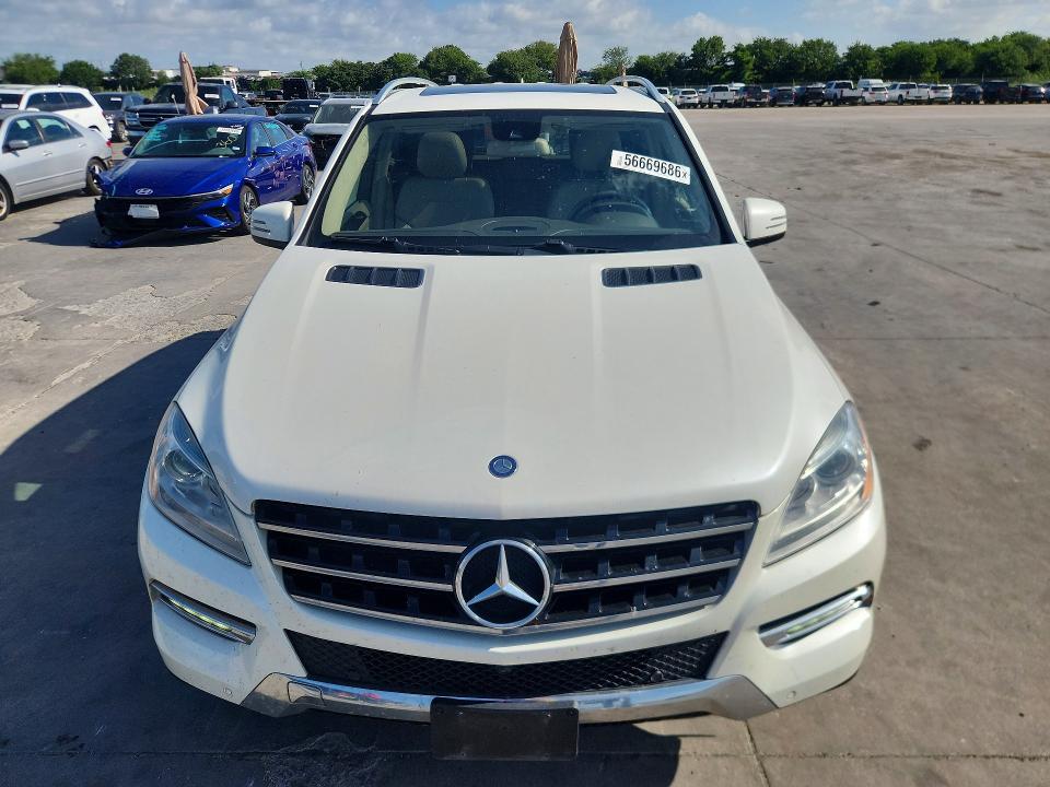 2014 Mercedes-benz M-klasse VIN 4JGDA5JB4EA411782 COPART salvage auction — REAR END, Tx - Salvage Vehicle Title, sold $4,300 on 2026-08-03 (photo 5)