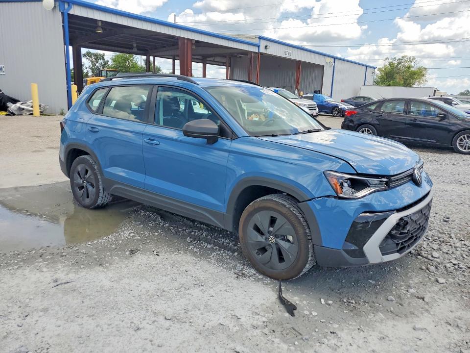2025 Volkswagen Taos VIN 3VV5C7B25SM069191 COPART salvage auction — FRONT END, Fl - Cert Of Title Slvg Rebuildable, sold $9,200 on 2026-08-21 (photo 4)