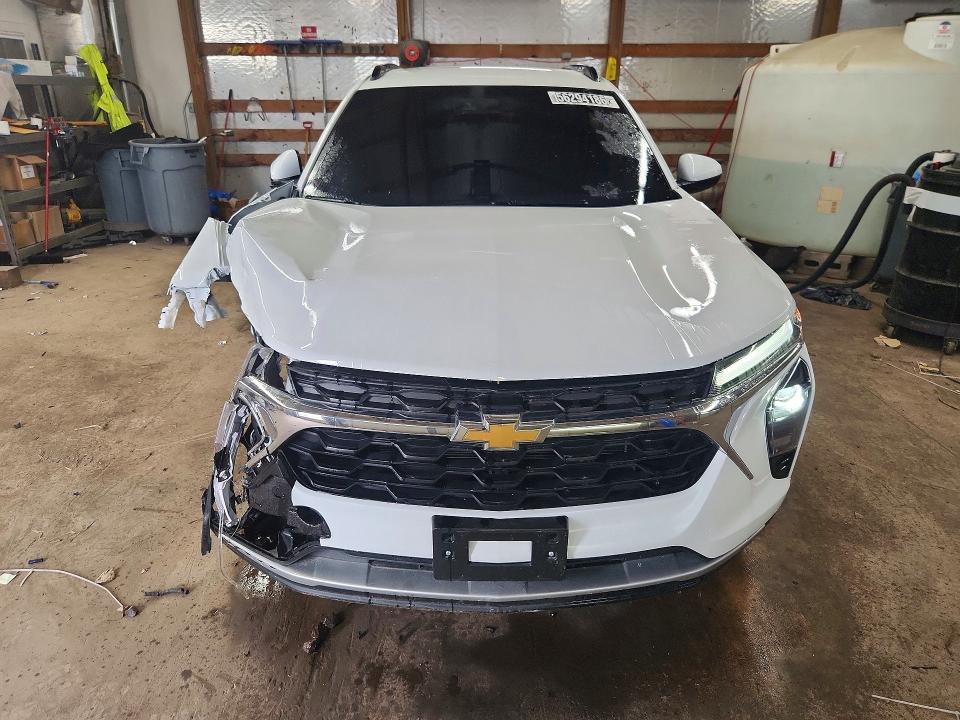 2025 Chevrolet Trax VIN KL77LHEP7SC182904 COPART salvage auction — FRONT END, IL - CERTIFICATE OF TITLE, sold $9,100 on 2026-07-14 (photo 5)