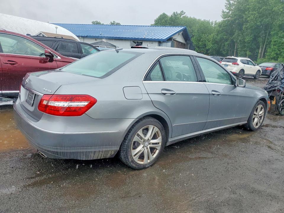2010 Mercedes-benz E-class VIN WDDHF8HB5AA189087 COPART salvage auction — FRONT END, CT - CERT OF TITLE-SALVAGE, sold $475 on 2026-07-09 (photo 3)