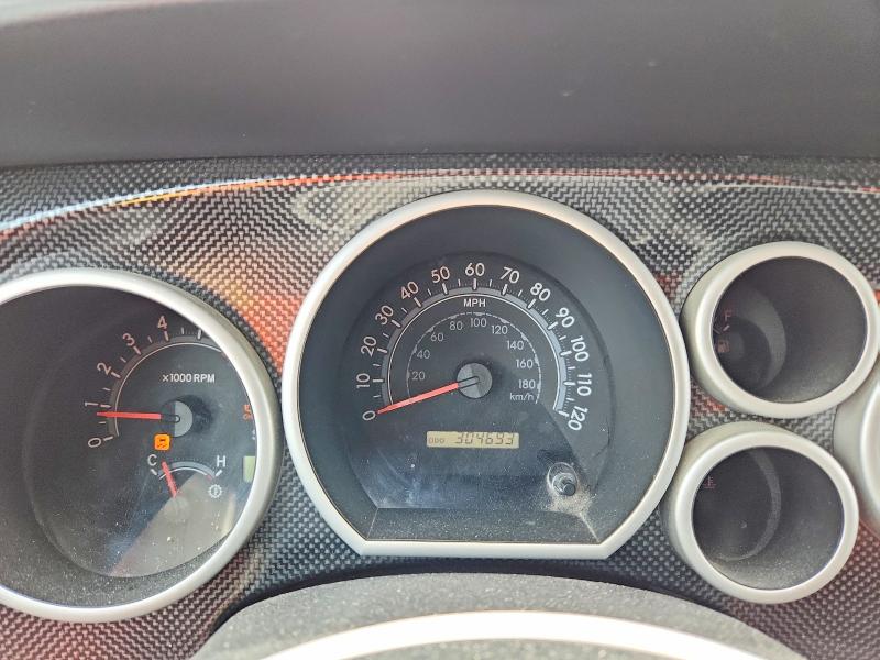 2011 Toyota Tundra VIN 5TFRY5F10BX100025 COPART salvage auction — MINOR DENT/SCRATCHES, Fl - Certificate Of Title, sold $3,200 on 2026-07-31 (photo 9)
