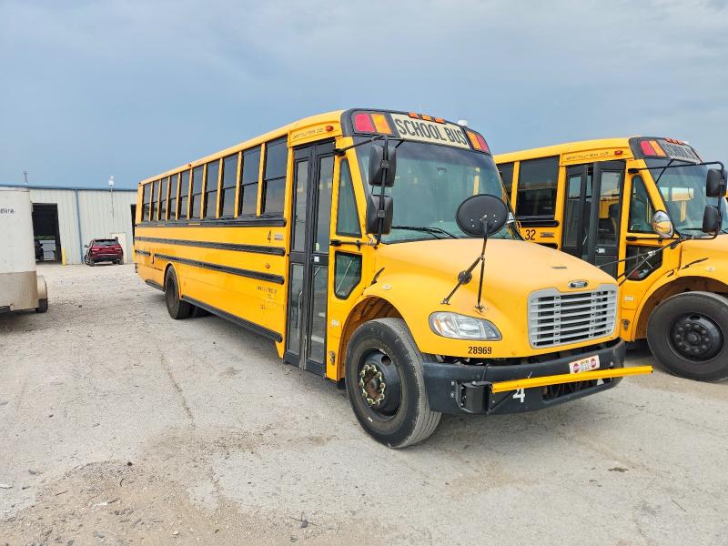 2012 Thomabuses VIN 4UZABRDTXCCBK4978 COPART salvage auction — NORMAL WEAR, KS - CERTIFICATE OF TITLE, sold $2,500 on 2026-09-05 (photo 1)