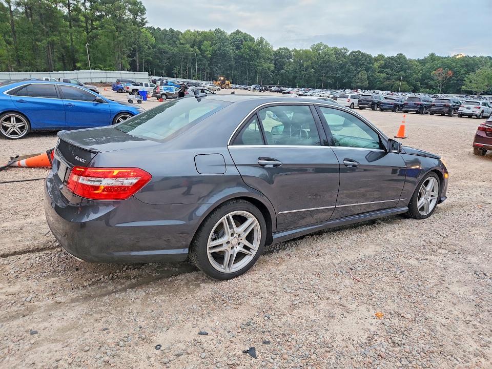 2013 Mercedes-benz E-klasse VIN WDDHF8JB0DA737009 COPART salvage auction — NORMAL WEAR, Nc - Dealer Only Clean Title, sold $1,400 on 2026-07-31 (photo 3)