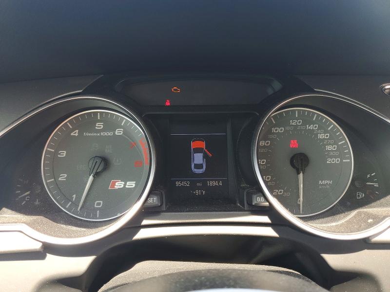 2009 Audi S5 VIN WAURV78TX9A032443 COPART salvage auction — WATER/FLOOD, Mo - Salvage Certificate Of Title, sold $1,650 on 2026-07-28 (photo 9)