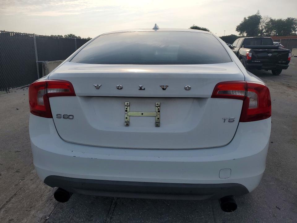 2012 Volvo S60 VIN YV1622FS5C2031188 COPART salvage auction — MECHANICAL, Fl - Cert Of Title Slvg Rebuildable, sold $325 on 2026-08-11 (photo 6)