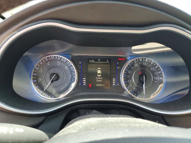 2015 Chrysler 200 VIN 1C3CCCAB8FN560077 COPART salvage auction — SIDE, Fl - Cert Of Title Slvg Rebuildable, sold $350 on 2026-07-29 (photo 9)