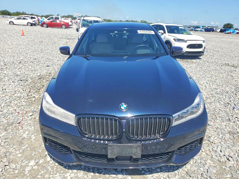 2018 BMW 7er VIN WBA7F2C59JB238674 COPART salvage auction — SIDE, Fl - Certificate Of Destruction, sold $6,600 on 2026-08-04 (photo 5)