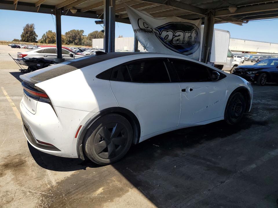 2024 Toyota Prius VIN JTDACAAU9R3033898 COPART salvage auction — SIDE, Ca - Salvage Certificate, sold $9,100 on 2026-08-18 (photo 3)
