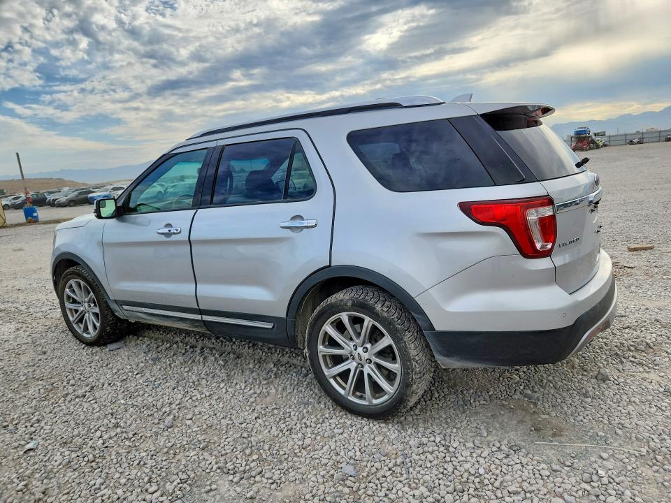 2017 Ford Explorer VIN 1FM5K8F8XHGB82218 COPART salvage auction — SIDE, Salvage Title, sold $7,200 on 2026-08-21 (photo 2)