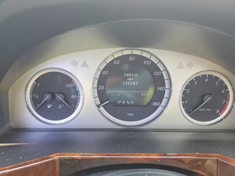 2010 Mercedes-benz Glk-class VIN WDCGG8HB1AF304509 COPART salvage auction — MINOR DENT/SCRATCHES, MT - CERTIFICATE OF TITLE, sold $875 on 2026-08-10 (photo 9)