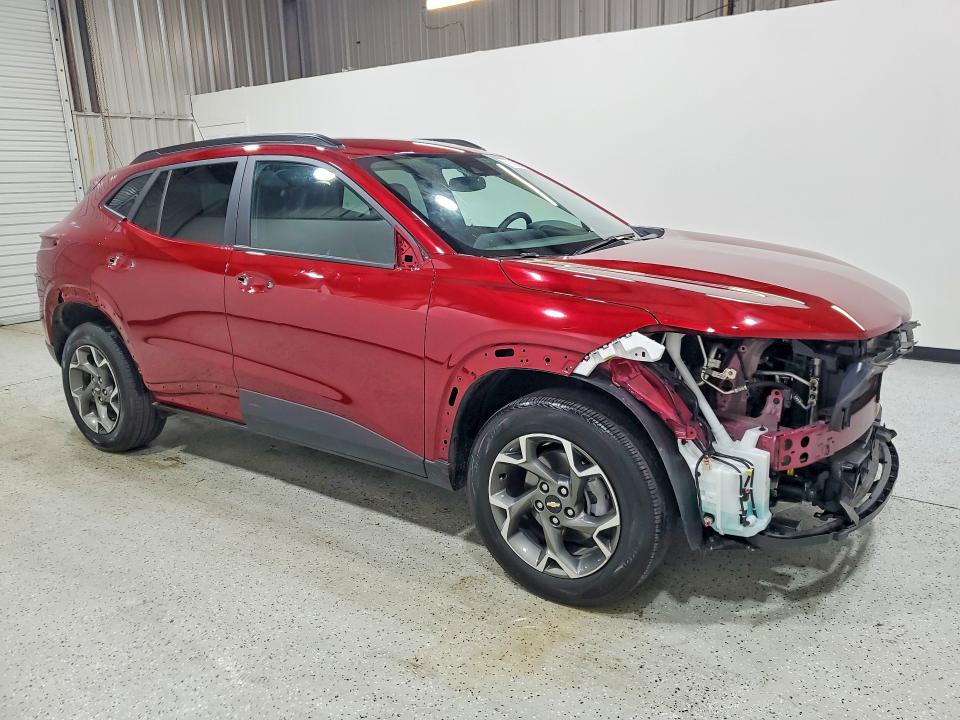 2025 Chevrolet Trax VIN KL77LHEPXSC252900 COPART salvage auction — STRIPPED, FL - CERTIFICATE OF TITLE, sold $10,200 on 2026-07-20 (photo 4)