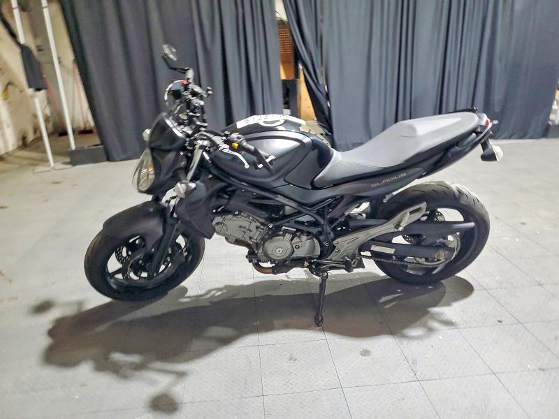 2013 Suzuki Sv650 VIN JS1VP55A5D2101099 COPART salvage auction — SIDE, OR - SALVAGE TITLE CERTIFICATE, sold $925 on 2026-09-09 (photo 3)