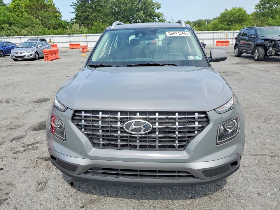 2022 Hyundai Venue VIN KMHRC8A36NU155024 COPART salvage auction — SIDE, Salvage Title, sold $2,700 on 2026-07-28 (photo 5)