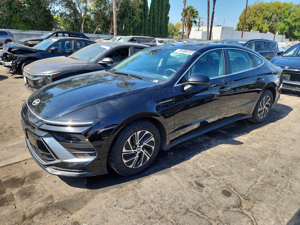 2026 Hyundai Sonata hybrid VIN KMHL24JJ0TA153459 COPART salvage auction — REAR END, CA - NON-REPAIRABLE VEHICLE CERT, sold $8,800 on 2026-08-19 (photo 1)