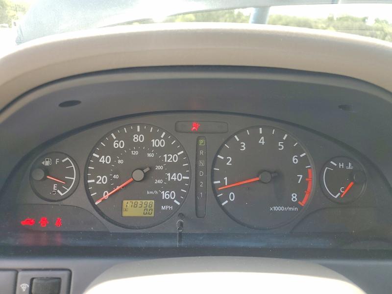 2001 Nissan Maxima VIN JN1CA31D51T814550 COPART salvage auction — FRONT END, FL - CERT OF TITLE SLVG REBUILDABLE, sold $600 on 2026-07-27 (photo 9)
