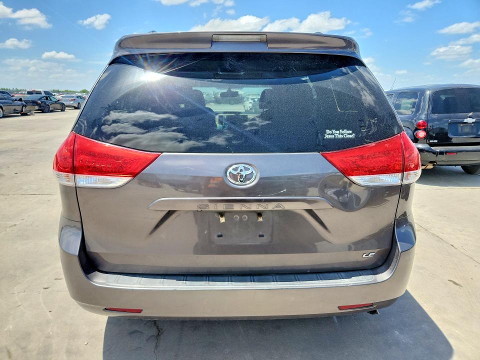 2014 Toyota VIN 5TDKK3DC6ES424554 COPART salvage auction — WATER/FLOOD, Tx - Salvage Title-Flood Damage, sold $1,250 on 2026-07-20 (photo 6)