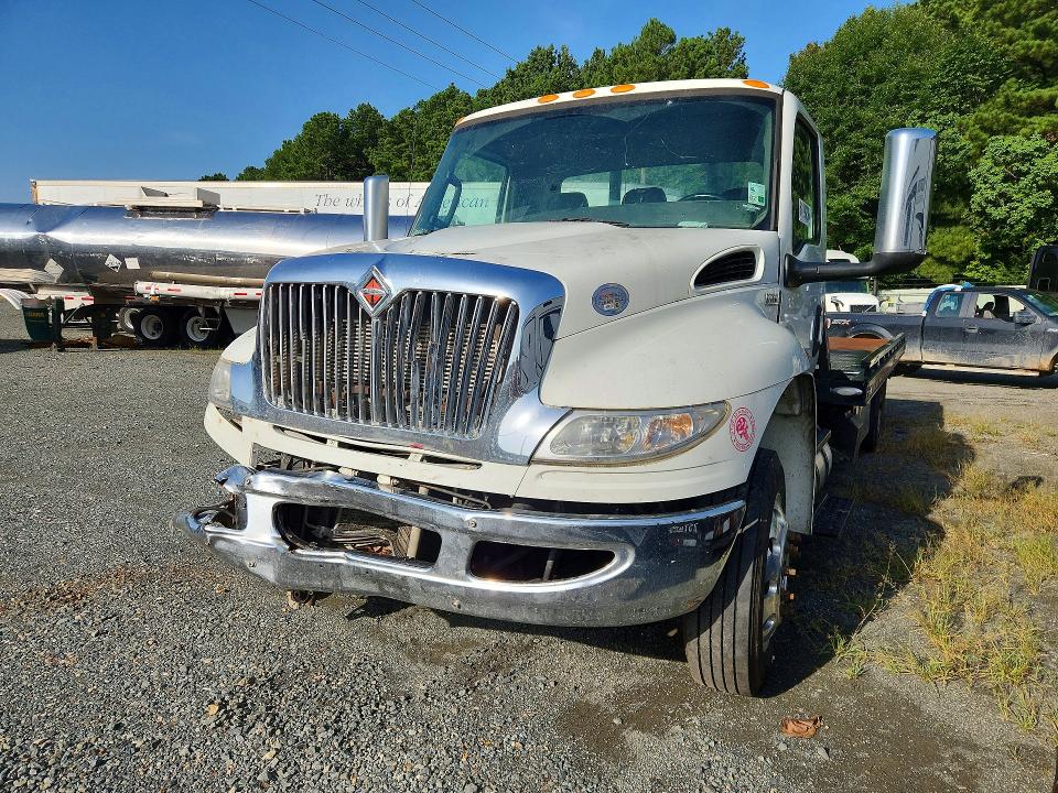 2022 International VIN 1HTEUMML0NH651811 — COPART salvage auction photo